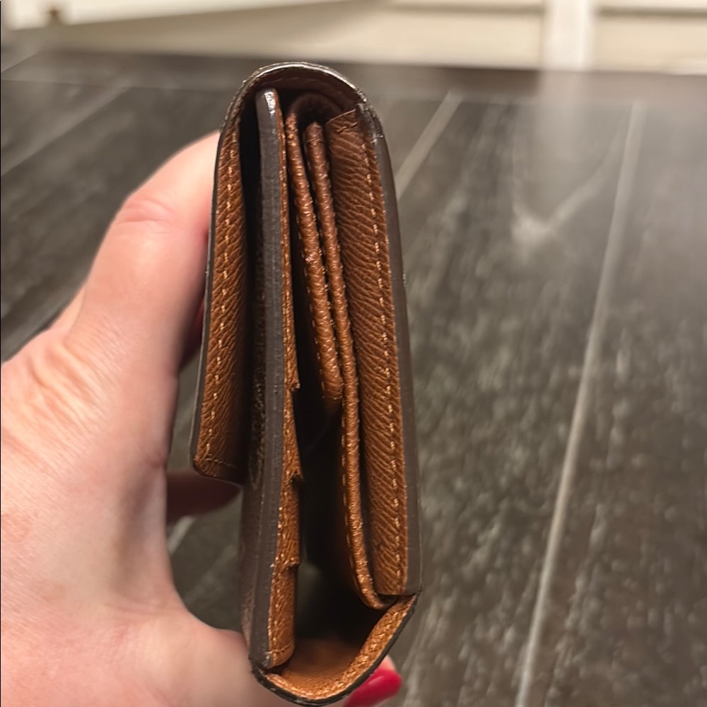 🚫🚫SOLD🚫🚫 LV Wallet w/COA - Picture 3 of 12